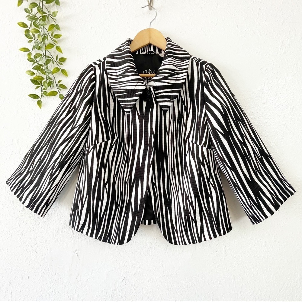 Black and White Zebra Pattern Blazer